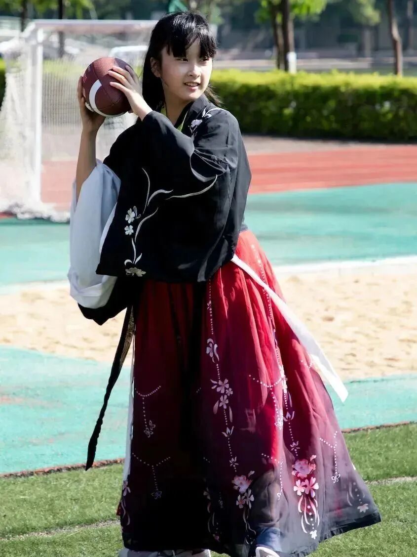 双语双轨通道、小班制教学,还能衔接万科梅沙书院…梅双初中部招生百问百答来啦! 双语双轨通道、小班制教学,还能衔接万科梅沙书院…梅双初中部招生百问百答来啦!