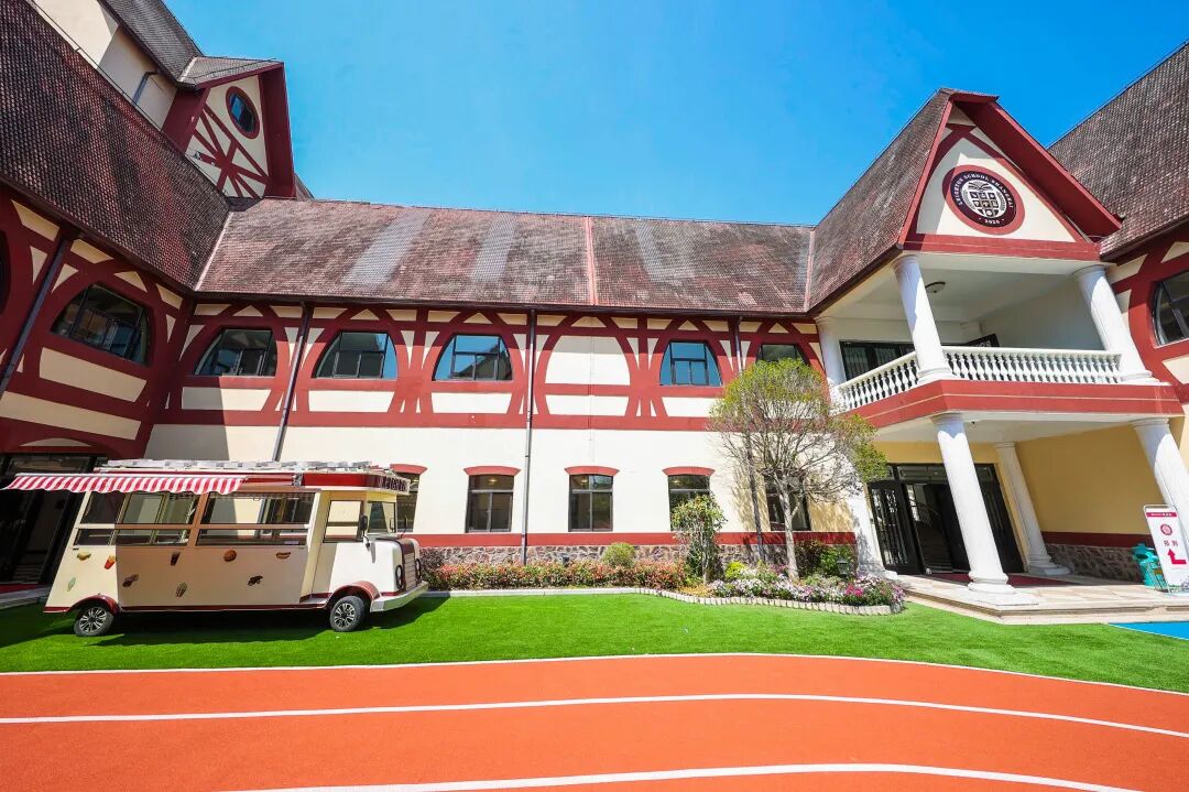 Leighton | 上海励滕伯克曼2026年春季招生简章 Leighton | 上海励滕伯克曼2026年春季招生简章