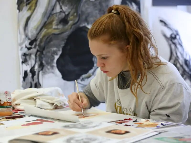 Stonar School|英国STEM强校,以专业马术课程闻名,开设独特的飞行俱乐部 Stonar School|英国STEM强校,以专业马术课程闻名,开设独特的飞行俱乐部