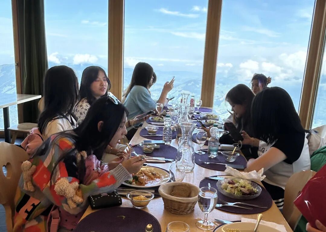 阿思丹国际菁英计划报名中！英欧澳新日五大项目地任你选，有机会获得UCAS 认证 buff！