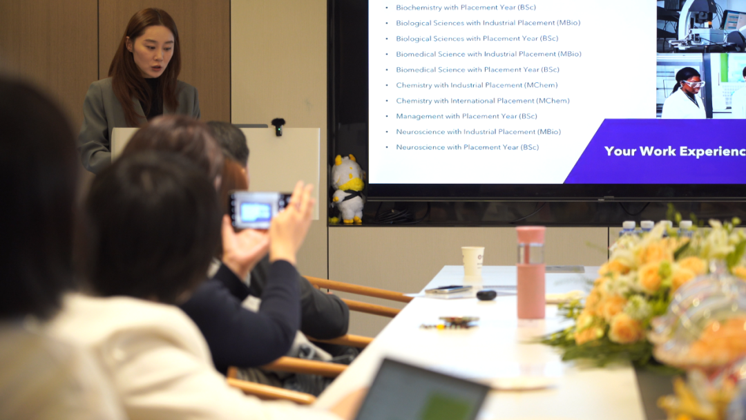 华威大学招生官亲临科桥，揭秘名校申请策略！