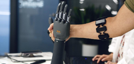 【专业实践】BrainCo 脑机接口与人工智能仿生手