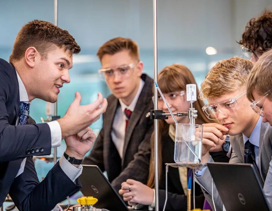 Brighton College | 英国十年最佳私校,年均30枚牛剑Offer,学术+设施双顶尖 Brighton College | 英国十年最佳私校,年均30枚牛剑Offer,学术+设施双顶尖