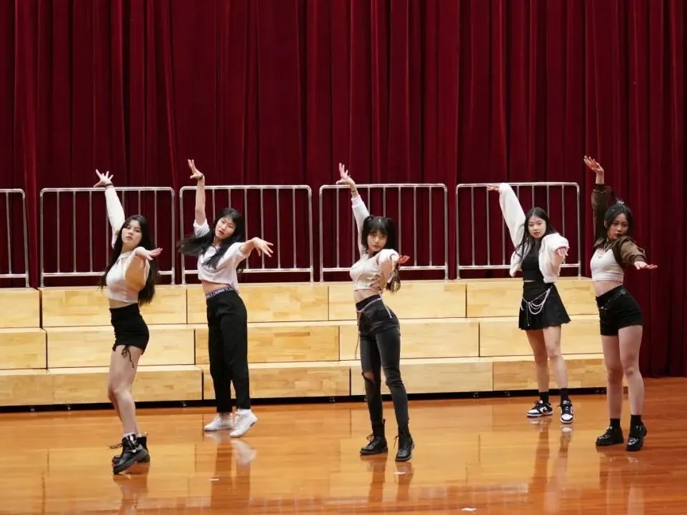 苏州国际高中｜康桥学校昆山校区2026年招生简章！11月29日开放日！开设A-level、AP、IB-DP、日本课程！