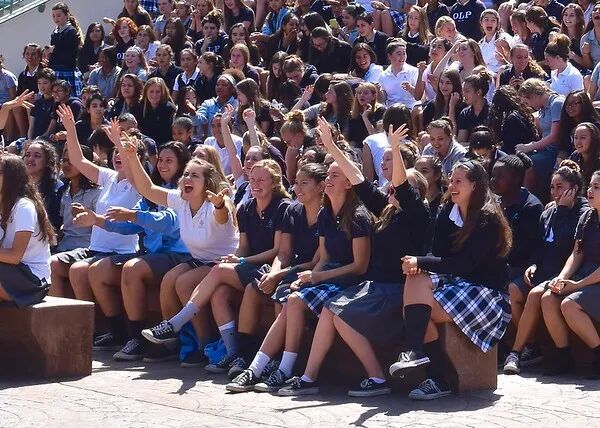 为什么女子学校能培养更多女性领导者？来自 OLP 的答案