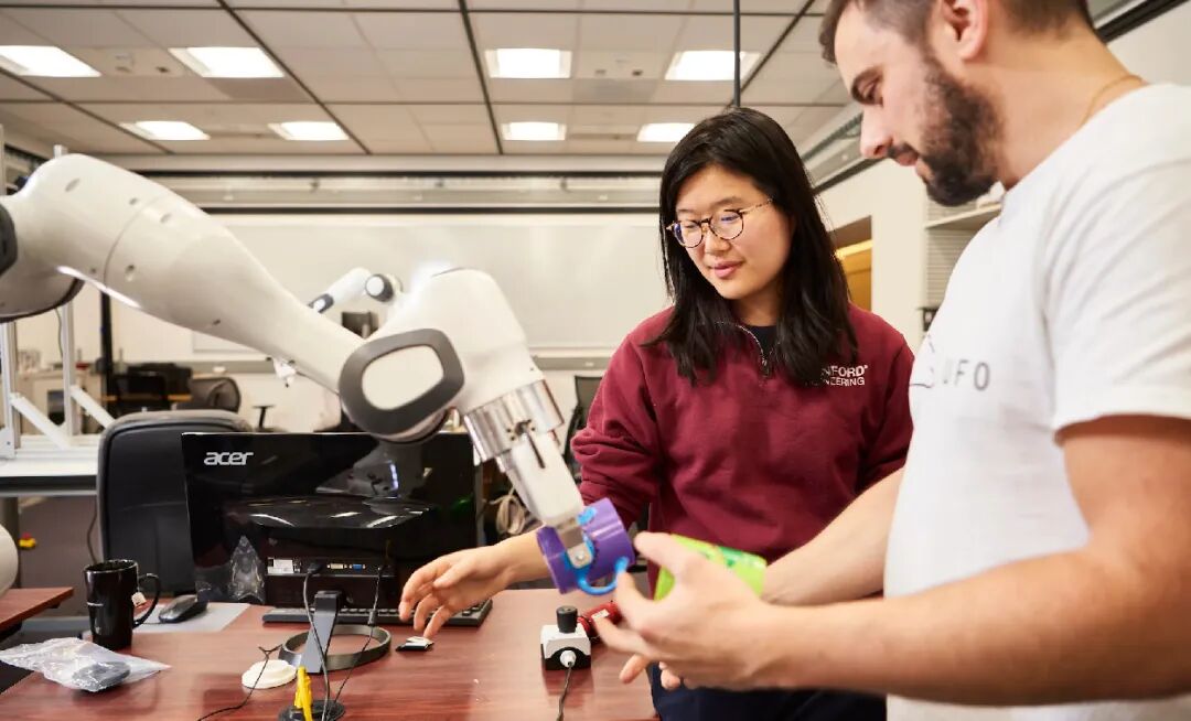 高含金量计算机夏校别错过!适不适合当程序员,试一次就明白 高含金量计算机夏校别错过!适不适合当程序员,试一次就明白