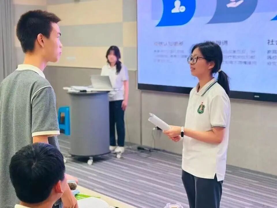 校园逐光,步履生花丨行中学子的蜕变与闪光 校园逐光,步履生花丨行中学子的蜕变与闪光