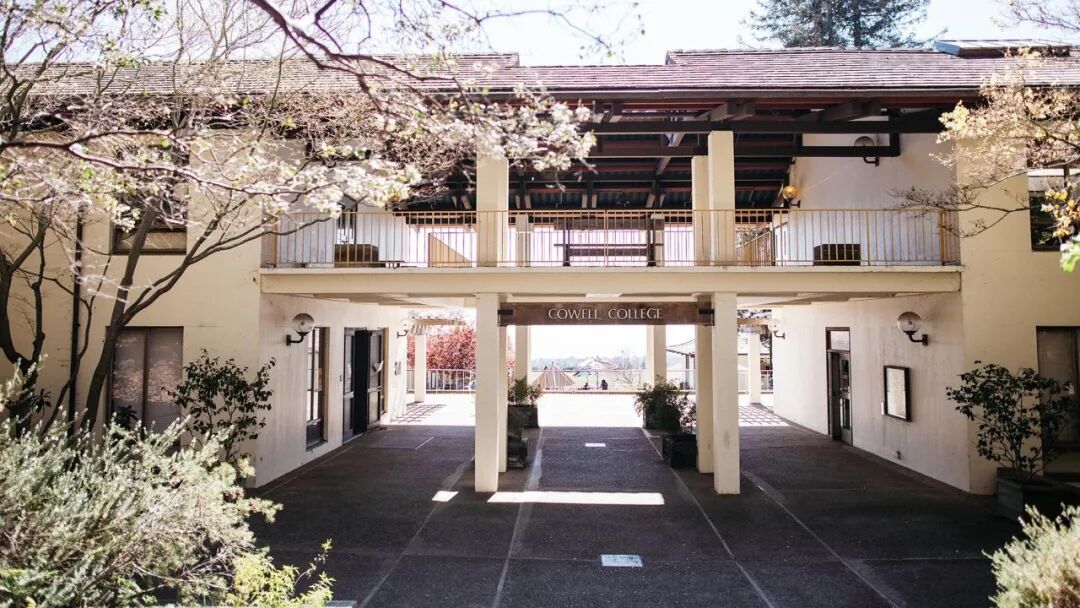 【美国留学】申请党速看!加州系26Fall招生信息变动盘点,这些新专业上岸概率极高! 【美国留学】申请党速看!加州系26Fall招生信息变动盘点,这些新专业上岸概率极高!