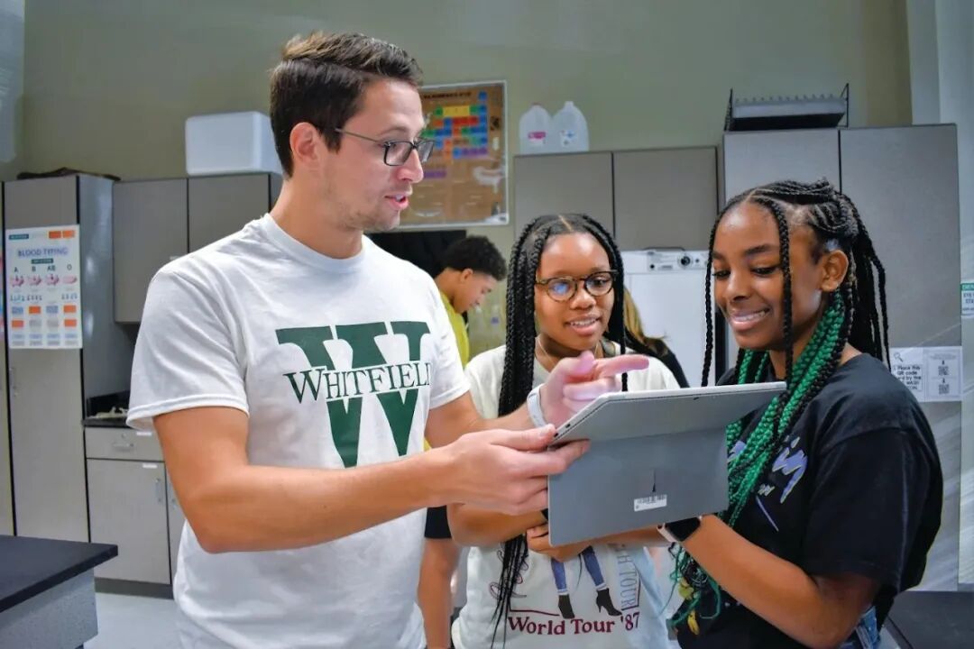 美国密苏里州头部私立走读 Niche A+ 艺术第一！The Whitfield School 怀特菲德尔中学