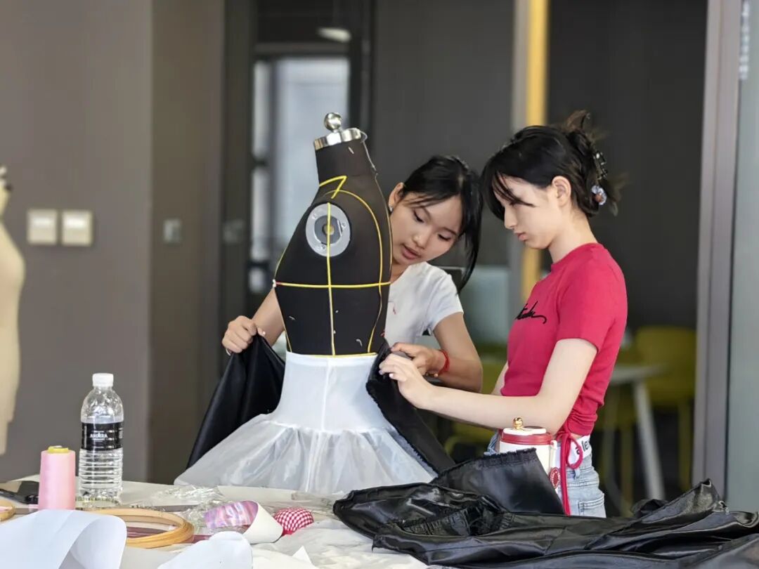 【时尚设计】时尚创意总监招募啦!从0完成你的时尚品牌成衣与珠宝设计制作 【时尚设计】时尚创意总监招募啦!从0完成你的时尚品牌成衣与珠宝设计制作