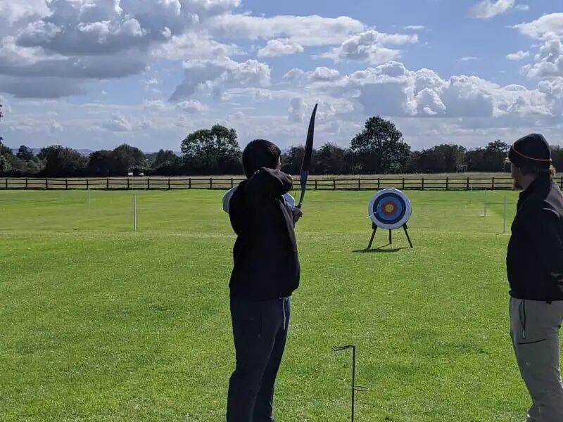 Stonar School|英国STEM强校,以专业马术课程闻名,开设独特的飞行俱乐部 Stonar School|英国STEM强校,以专业马术课程闻名,开设独特的飞行俱乐部