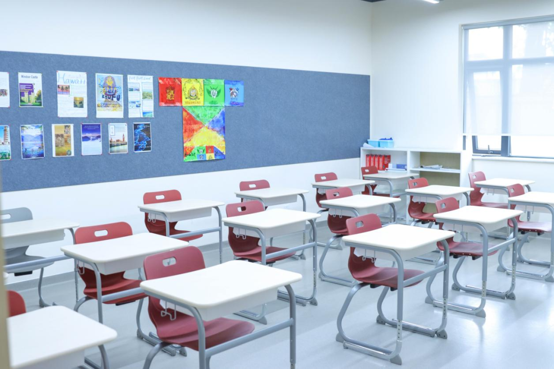 初中毕业4年拿本科!5年获硕士!免中考高考的留学快车道! 初中毕业4年拿本科!5年获硕士!免中考高考的留学快车道!