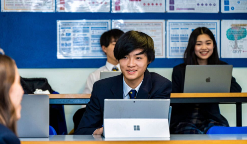 最小9岁可寄宿!九大公学自营夏校,生物化学足球等多种主题课程! 最小9岁可寄宿!九大公学自营夏校,生物化学足球等多种主题课程!