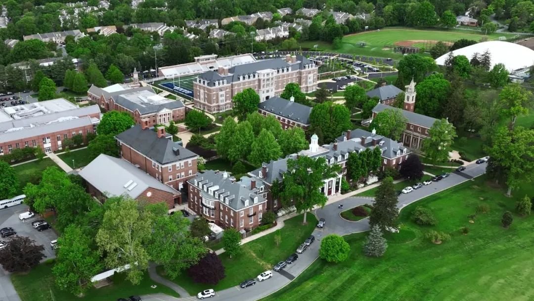 突破性别限制：单性别美高如何为学生提供独特的教育体验