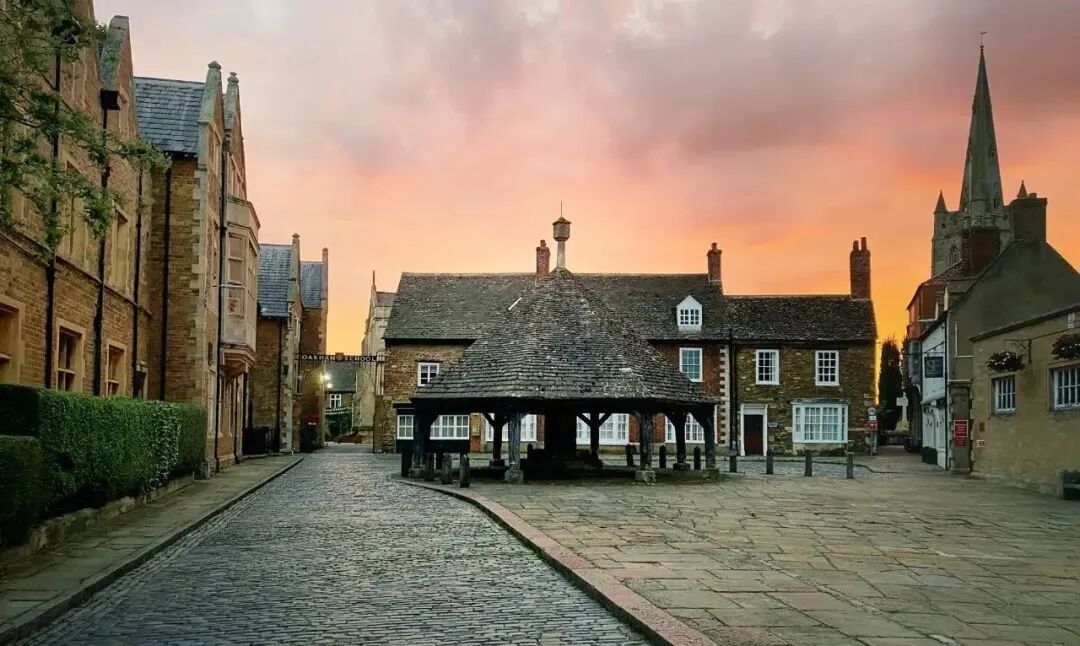 Oakham School | 入围Tatler最佳公学,AL/IB双体系,曲棍球高水平,美术及设计全英首屈一指 Oakham School | 入围Tatler最佳公学,AL/IB双体系,曲棍球高水平,美术及设计全英首屈一指