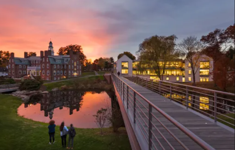 择校必读｜NICHE 2026全美寄宿高中排名发布，霍奇基斯登顶！