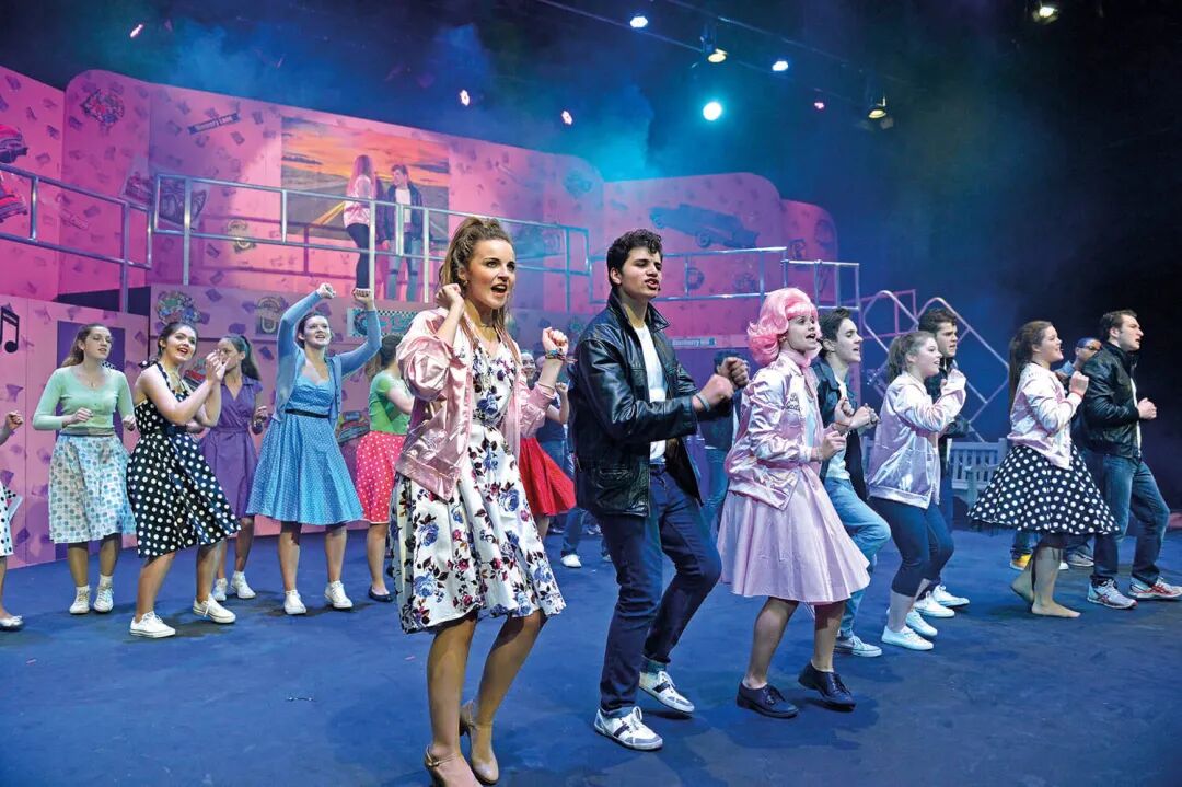 英国九大公学之一：查特豪斯公学夏校！