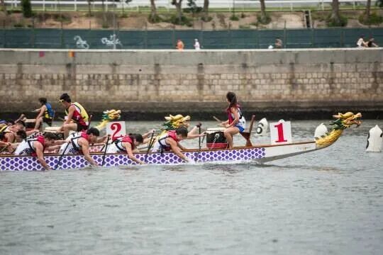 来港上学怕 “水土不服”？香港大学夏校帮你提前踩点，抢占留学先机！