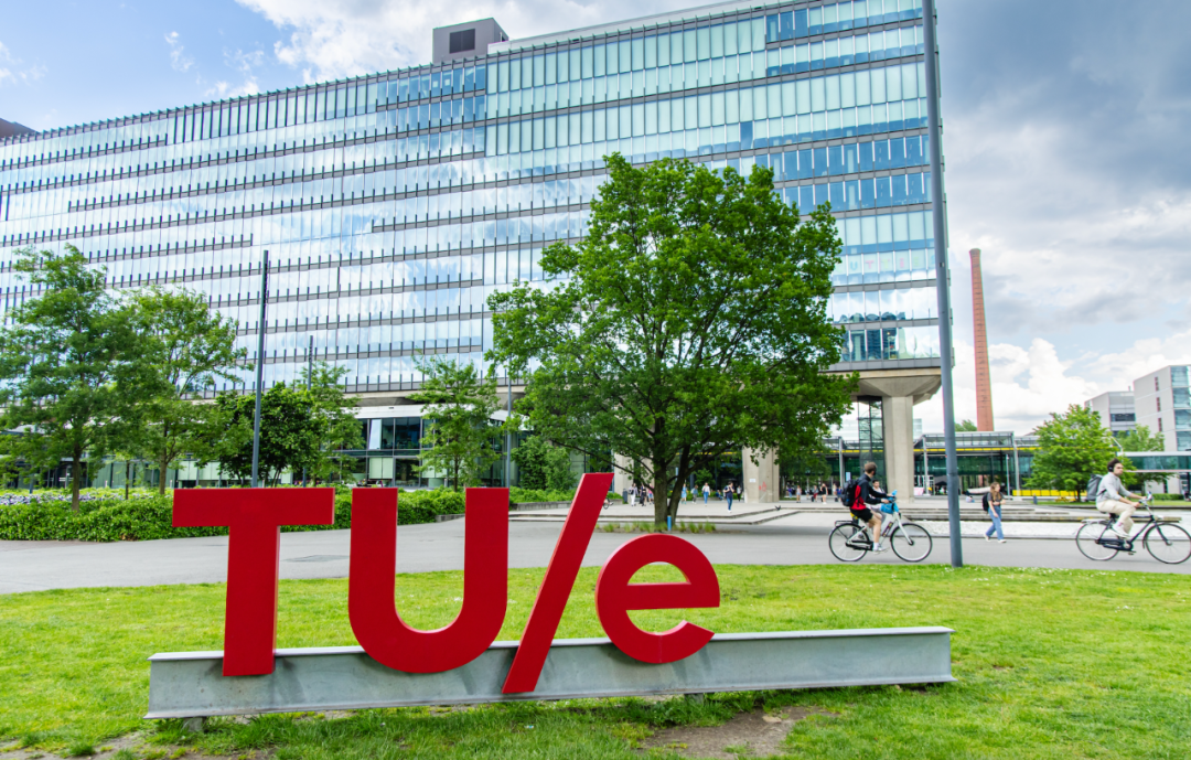 比利时天才少年15岁博士毕业，专业方向量子物理，人送绰号“小爱因斯坦”