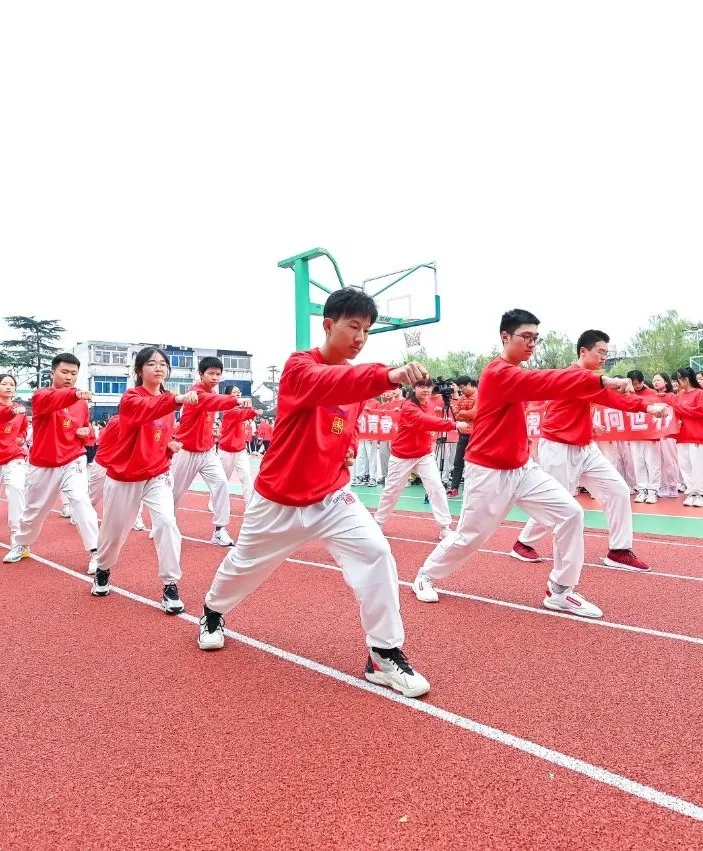苏州日本高中｜苏州三中中日班2026级招生简章！全市第一被授权具备高中日语课程教育的公办学校！