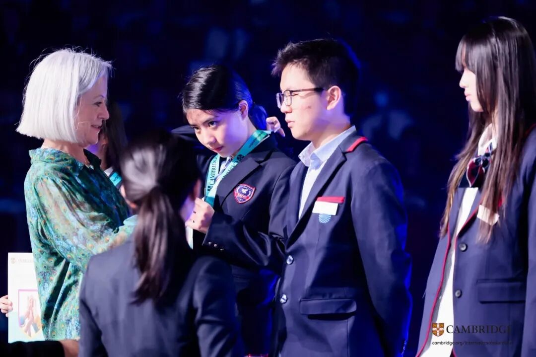 剑桥卓越学子大奖颁奖礼隆重举行，上海耀中四学子荣膺顶尖奖项殊荣