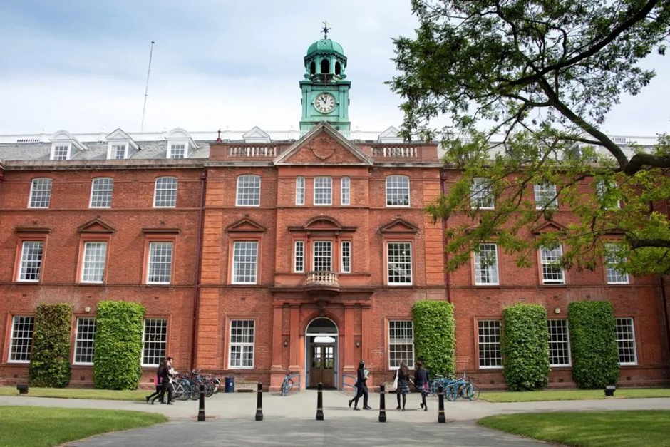 申请池不变！英高学生凭什么在英本申请中更吃香？