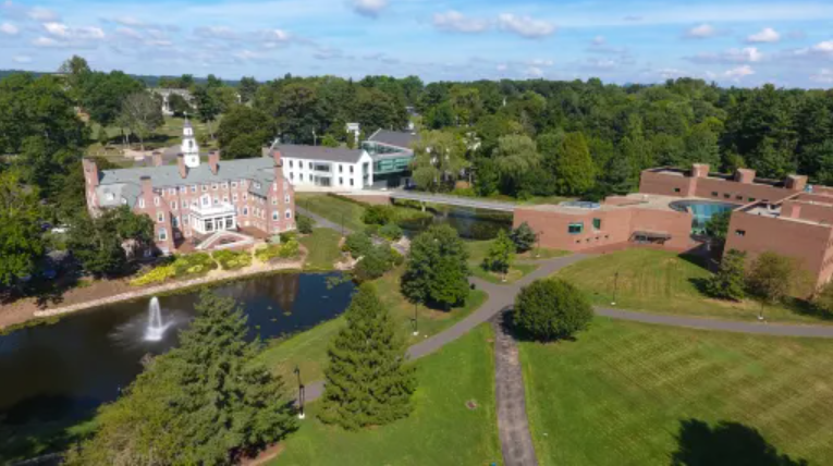 择校必读｜NICHE 2026全美寄宿高中排名发布，霍奇基斯登顶！