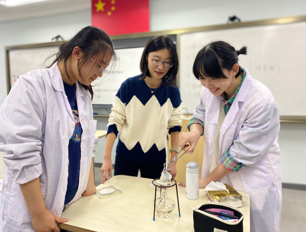 宋庆龄学校中国部高中2026级“培养国家战略性人才实验班”预录取招生公告