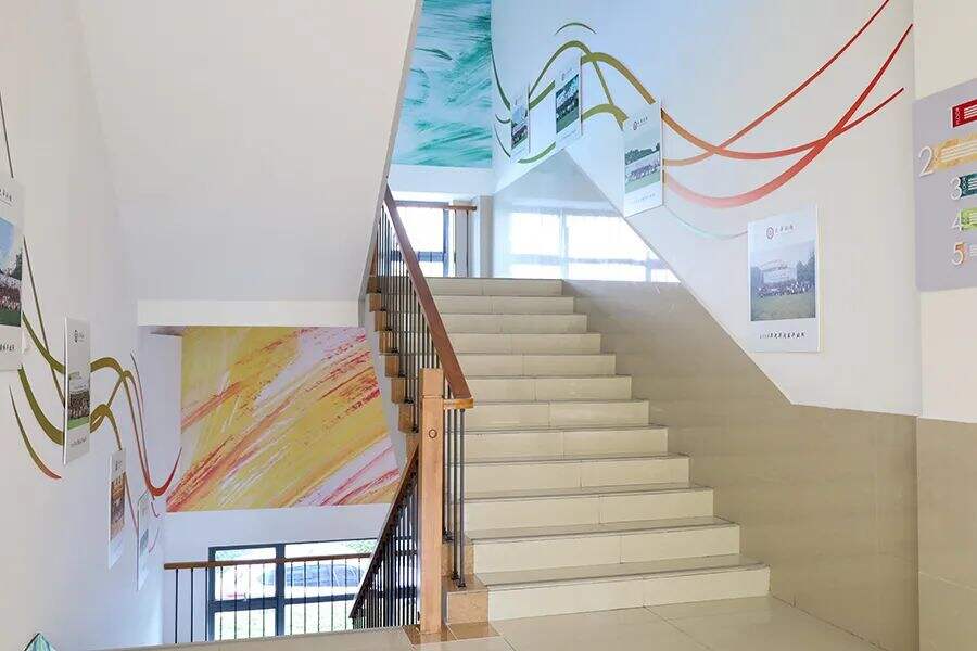 26年光华剑桥国际学校招生时间/学费/校园环境/宿舍条件/伙食怎么样? 26年光华剑桥国际学校招生时间/学费/校园环境/宿舍条件/伙食怎么样?