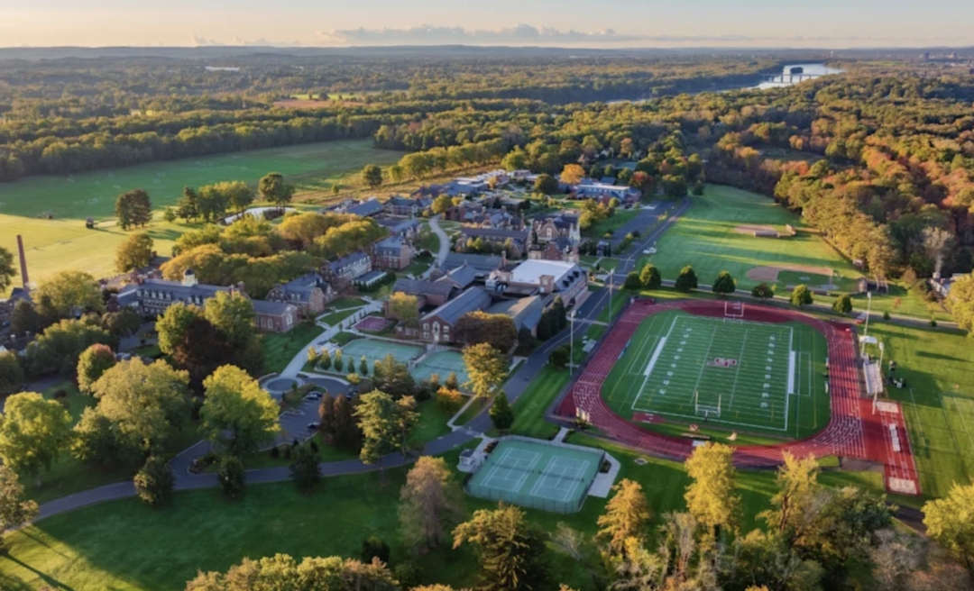 2026｜美高十校联盟成员，创意写作全美第一，鲁米斯查菲夏校已开申！