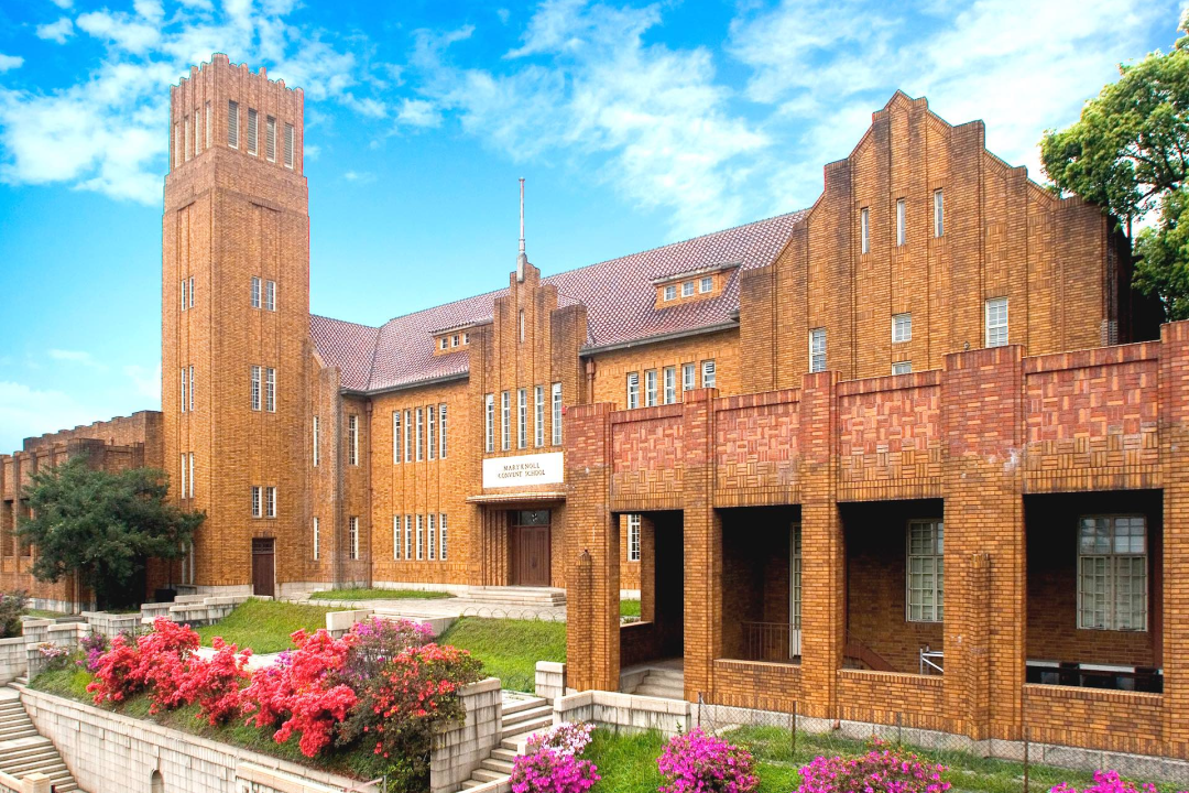 家有女宝必看，香港神级女校盘点！入校等于半脚跨入港前三