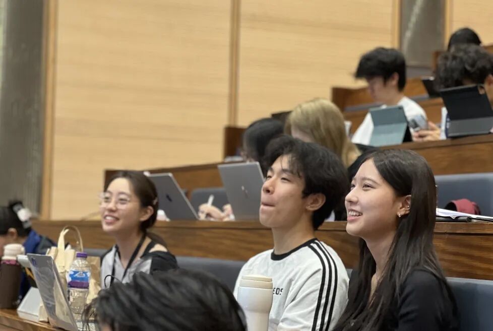 左手LSE，右手剑桥：LSE经济学挑战将两大顶尖名校学术体验收入囊中