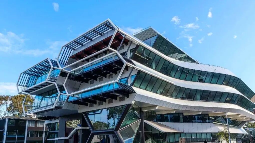 解锁澳洲莫纳什大学:八大名校中唯一“三桂冠”认证的商科强者! 解锁澳洲莫纳什大学:八大名校中唯一“三桂冠”认证的商科强者!