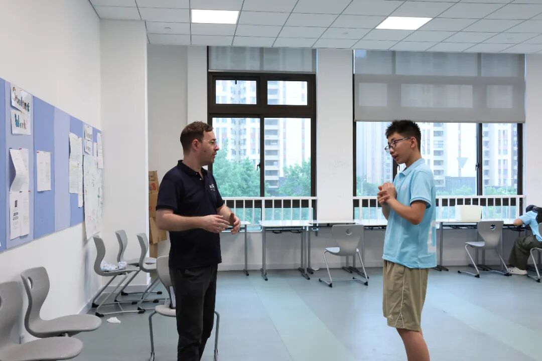 教练专访：戏剧教育-培养理解力、创造力和表现力的铁人三项