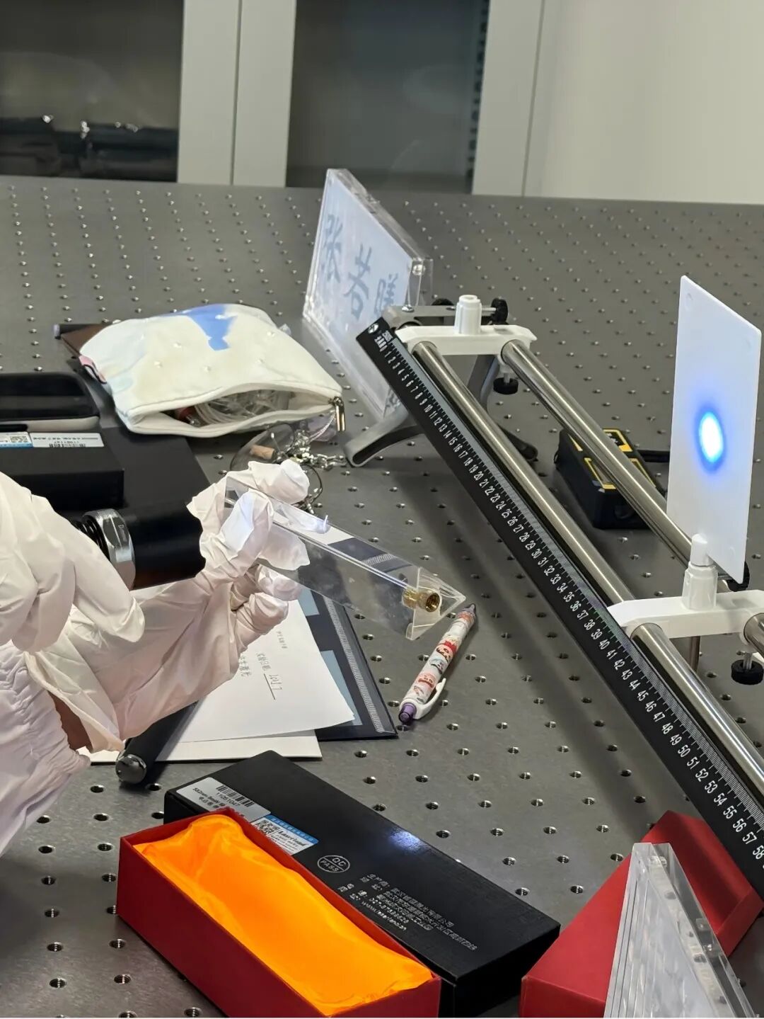 【物理科研】当激光遇见AI:揭秘智能科技背后的光学密码 【物理科研】当激光遇见AI:揭秘智能科技背后的光学密码