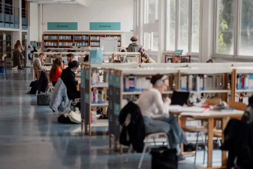 英国重返 Erasmus 项目,中国留学生的“人上人”的时代快要结束了吗? 英国重返 Erasmus 项目,中国留学生的“人上人”的时代快要结束了吗?