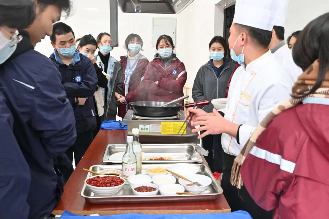 成都公办国际部｜成都七中国际部2026学年招生简章！2月1日开放日报名中！