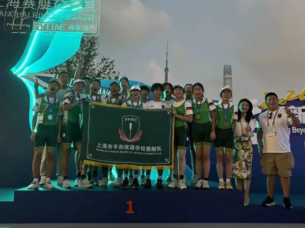 【平和人物】当物理成为思考的课堂— —高中部学生方飞阳 【平和人物】当物理成为思考的课堂— —高中部学生方飞阳