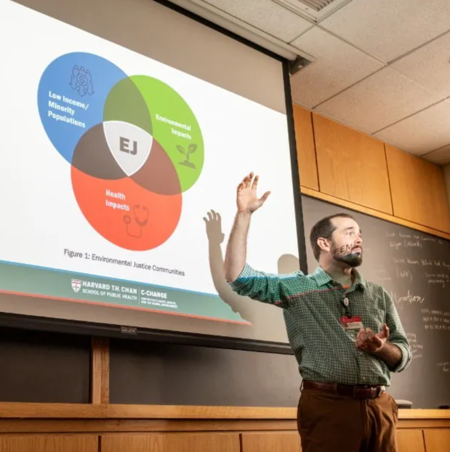 2026哈佛夏校开启申请!沉浸式体验常春藤教育,解锁青年领袖力! 2026哈佛夏校开启申请!沉浸式体验常春藤教育,解锁青年领袖力!