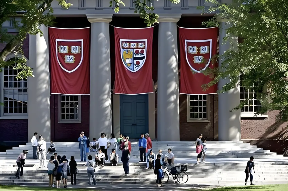 直申内卷突围：2026美本转学，一条被低估的Top30名校“捷径”策略分析