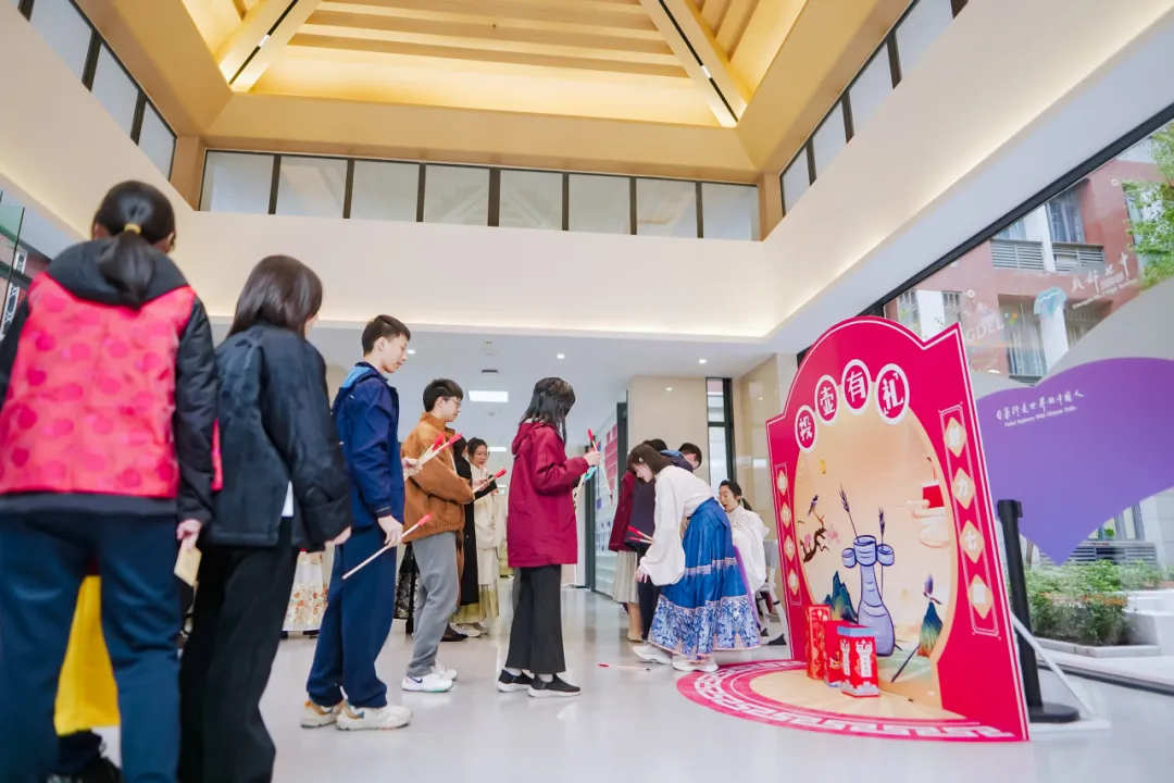 成都公办国际部｜成都七中国际部2026学年招生简章！2月1日开放日报名中！