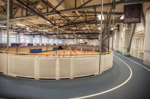 高中校园卷过大学！顶尖寄宿美高的“神级设施”有多离谱？