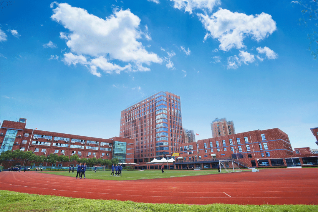 择校新风向！聚焦新加坡，上海哪些国际高中实力出圈？