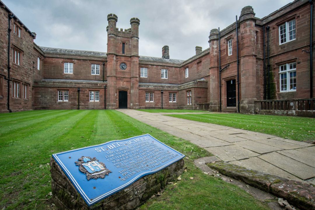 横跨中英两校，培养全球思维！2026圣比斯春季双校区项目火热招生中！