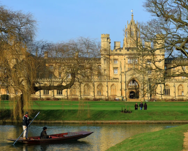 2026Fall剑桥预录放榜!扒完录取数据发现:IGCSE没6个A*连面邀都难拿?