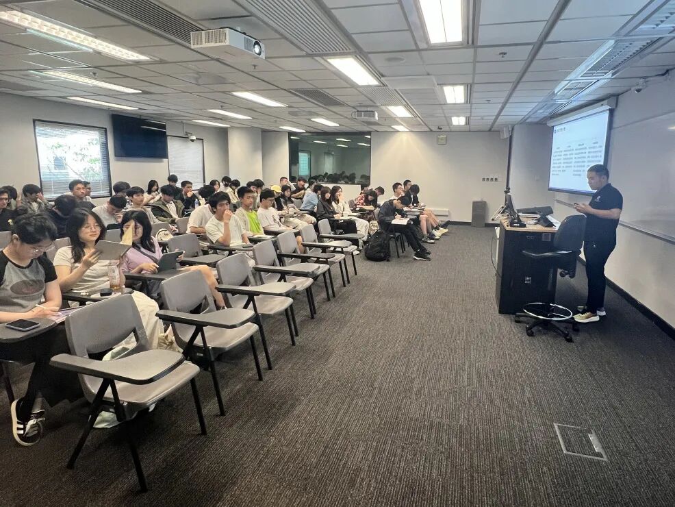 去港科大解锁新课题《金融市场与投资》，有机会获推荐信哦！