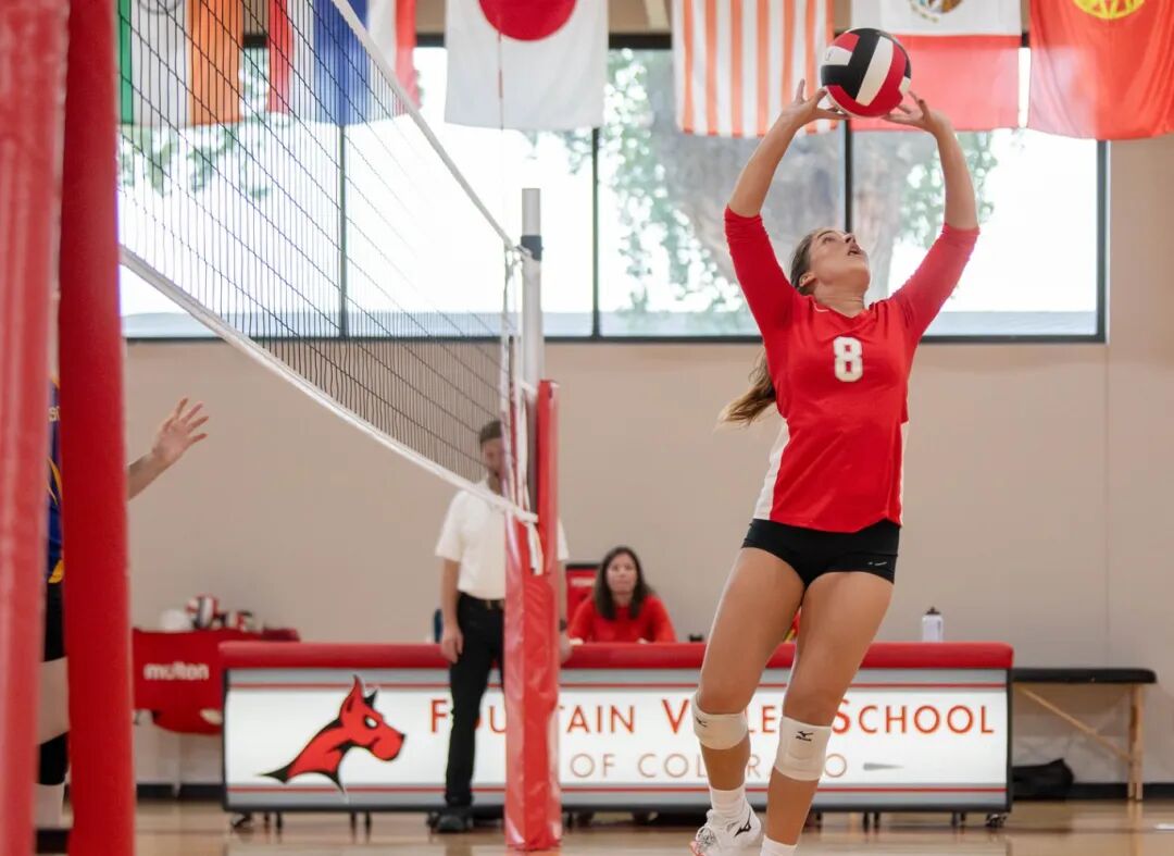 美国高中 | 科罗拉多喷泉谷学校，NICHE A+，科罗拉多州学术NO.1，马术项目实力雄厚