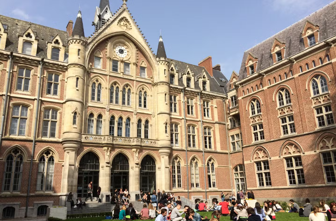 2026年里尔天主教大学ESP夏校申请！为期一个月！包住宿！