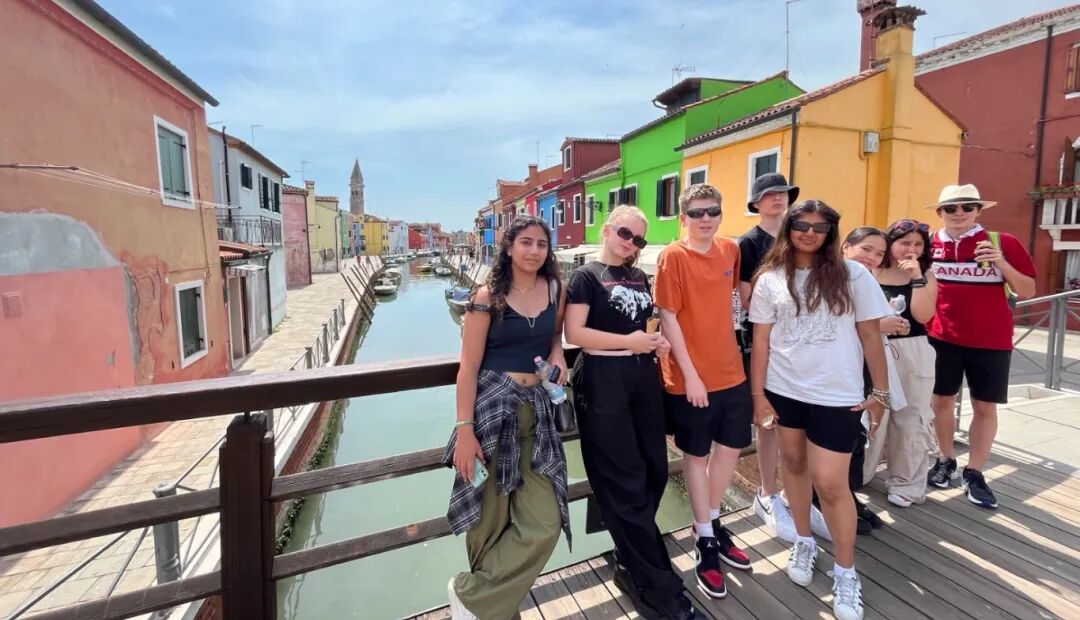 Knightsbridge School | 伦敦顶尖预备小学,全方位语言支持与学术成长摇篮 Knightsbridge School | 伦敦顶尖预备小学,全方位语言支持与学术成长摇篮