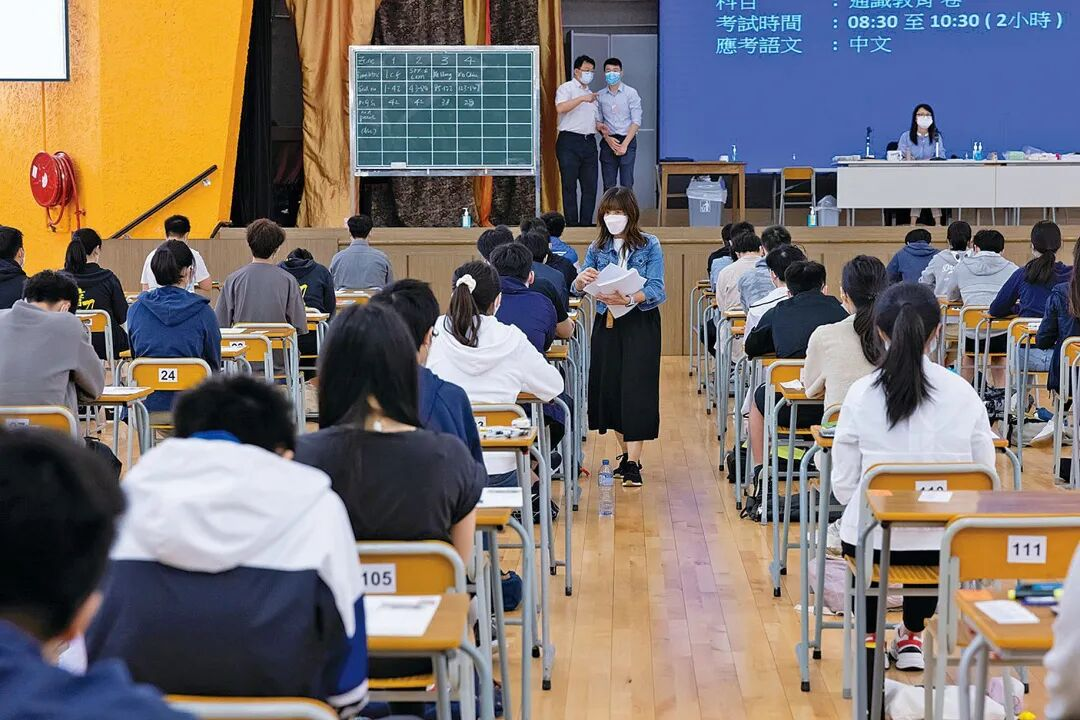 5.8万人！2026DSE考生涨5%！自修生涨18%！点击看解读↓